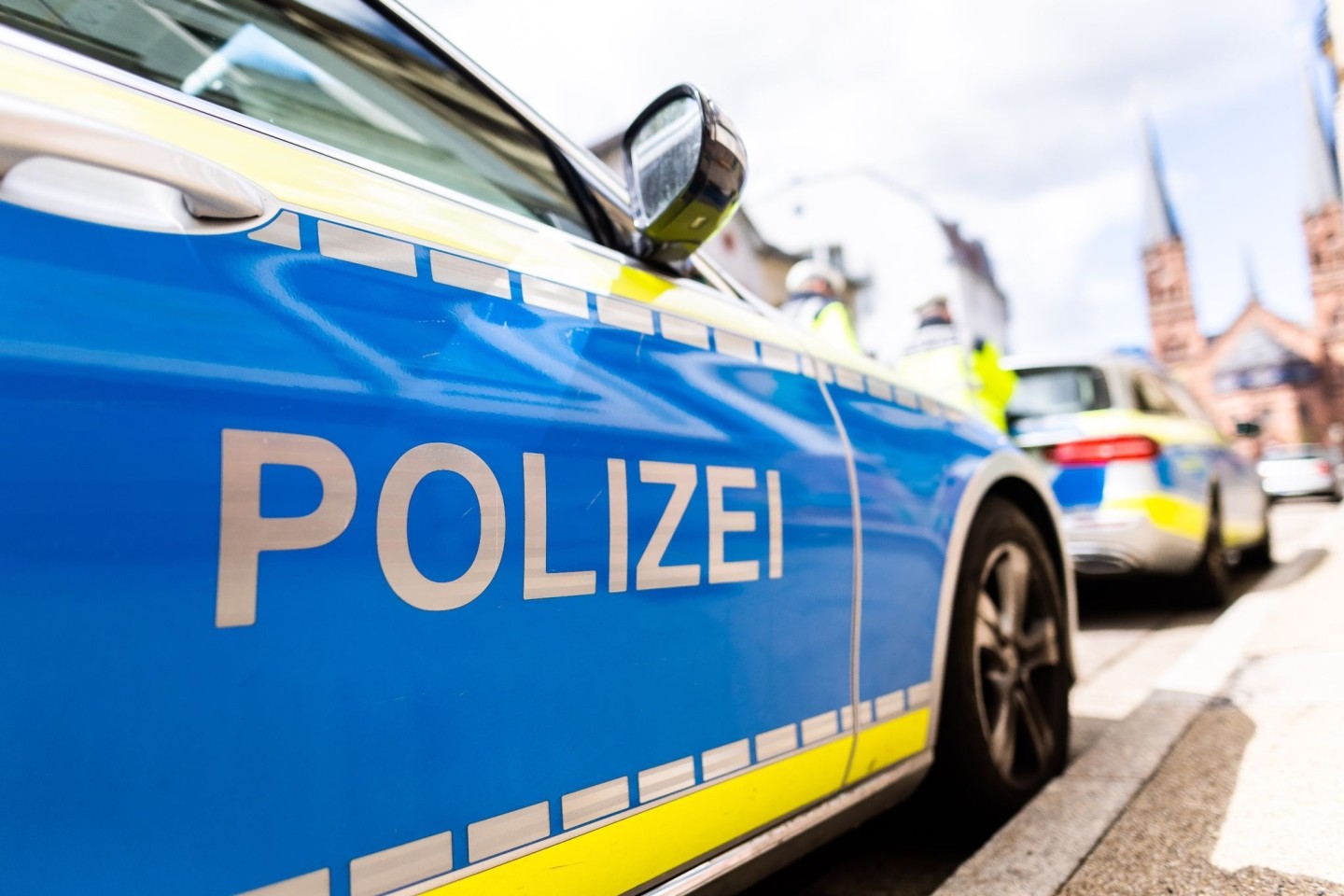 Die Polizei meldet einen getöteten Mann in einem Schrebergarten in Hamburg.