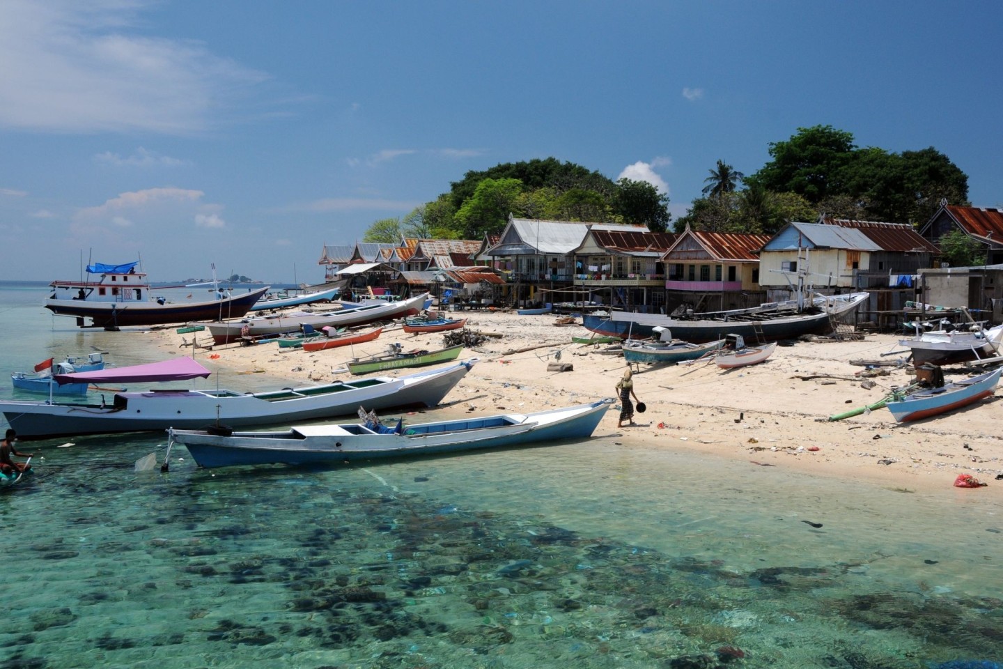 Millionen von Menschen in den Tropen sind in der Korallenrifffischerei aktiv, vor allem in Indonesien.
