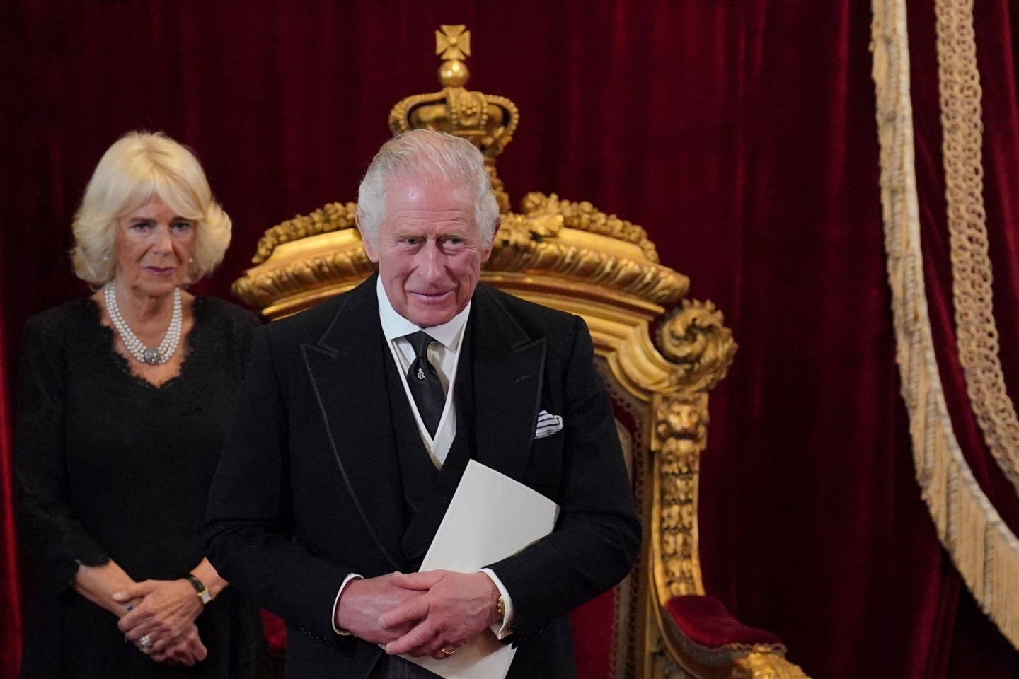 König Charles III. und Königsgemahlin Camilla sollen im Mai in der Westminster Abbey gekrönt werden.
