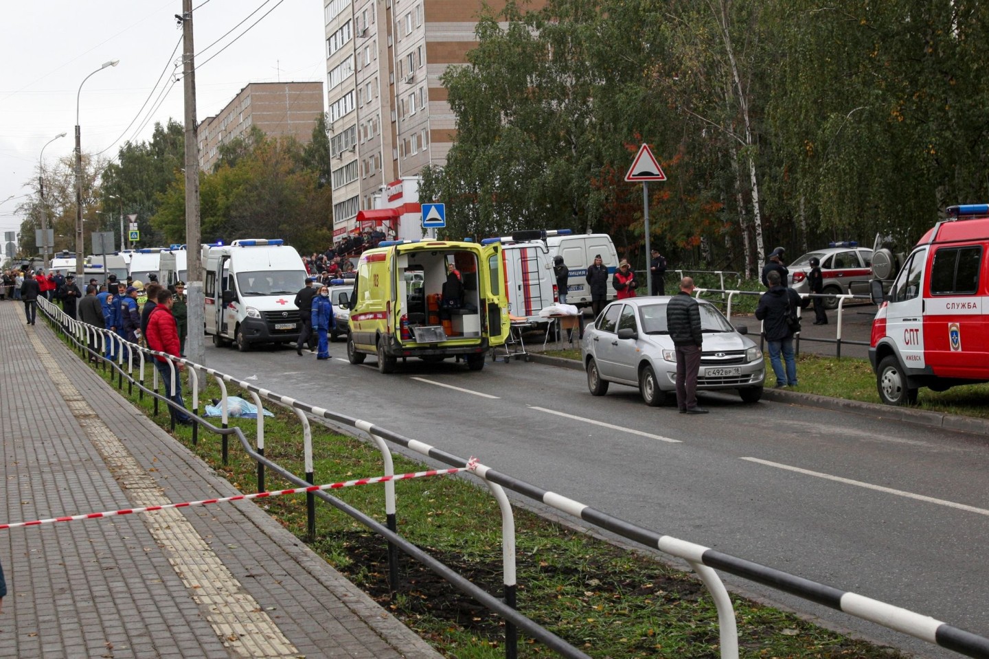 An einer Schule im russischen Ischewsk gab es bei einem Amoklauf viele Tote.
