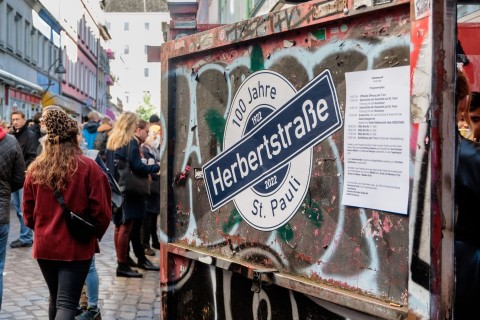 Sexarbeit hinter Sichtblenden: Die Herbertstraße wird 100