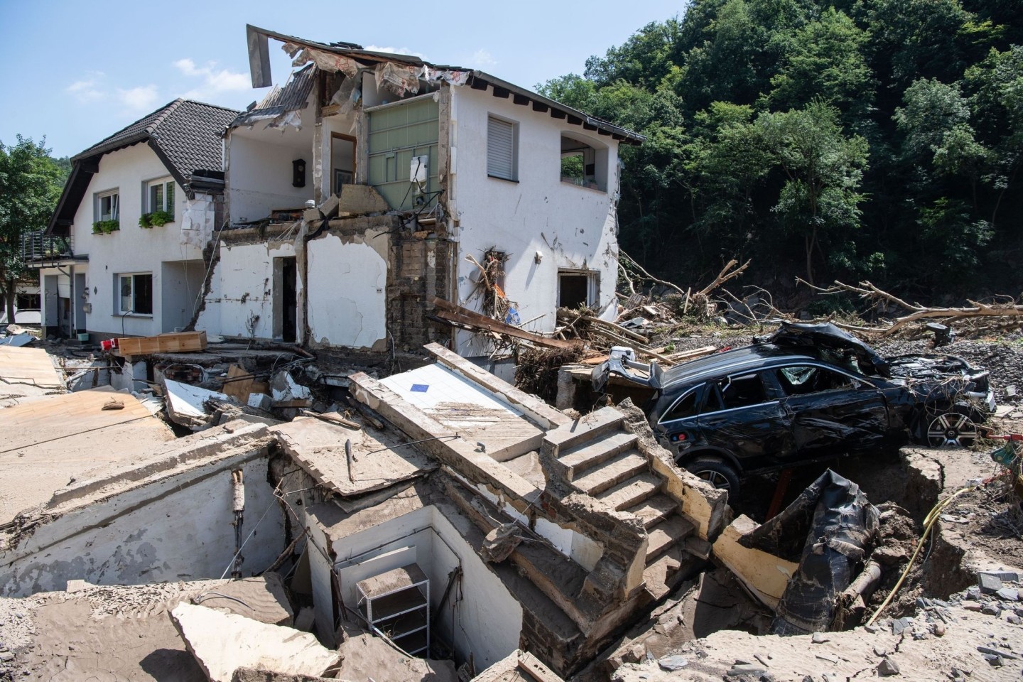 Ein komplett zerstörtes Haus in Marienthal im Ahrtal. Das kleine Dorf wurde weitestgehend zerstört.