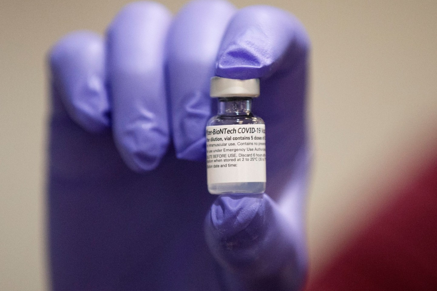 Der Corona-Impfstoff von Pfizer und Biontech ist in den USA nun vollständig zugelassen.